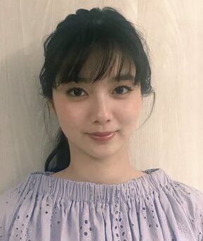 新川優愛　顔変わった　整形