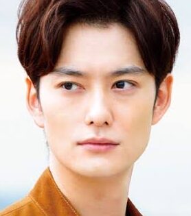 岡田将生　顔変わった　整形