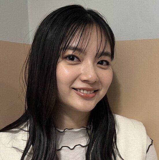 新川優愛　顔変わった　整形