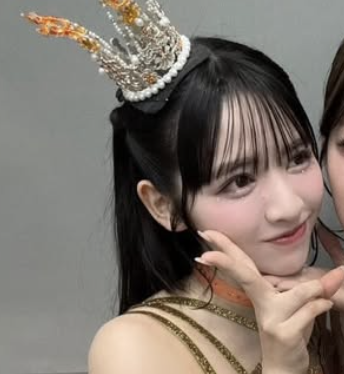 鎮西寿々歌　顔変わった　　　整形