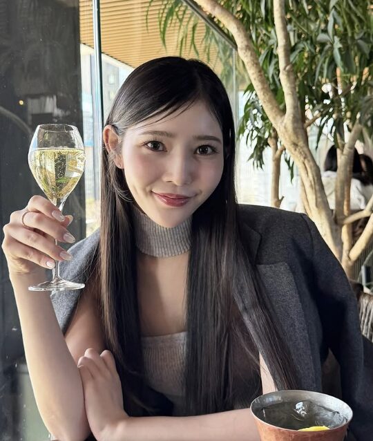 石森美月季　顔変わった　整形