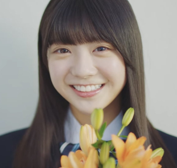 冨里奈央　顔変わった　整形