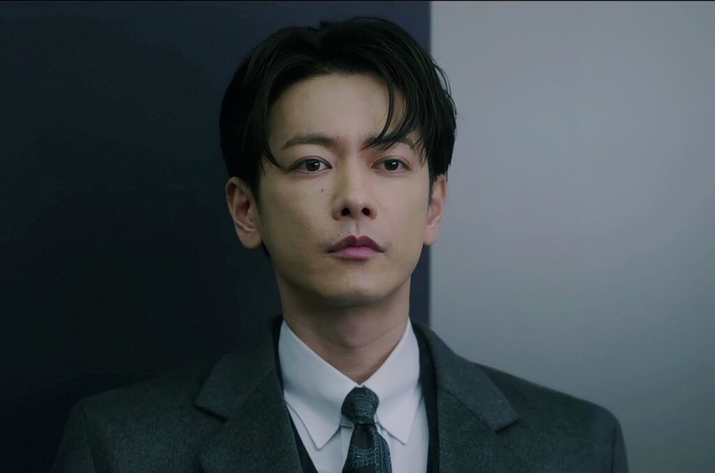 佐藤健　整形　顔変わった