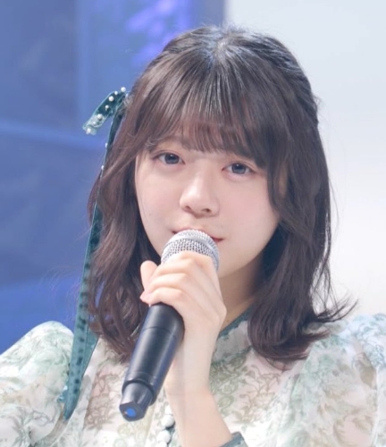 冨里奈央　顔変わった　整形