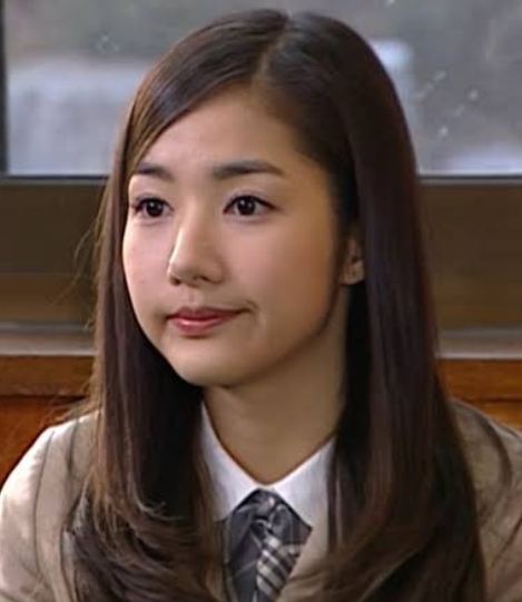 パク・ミニョン　整形　顔が変わった