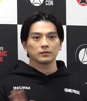 新田真剣佑　整形　顔変わった