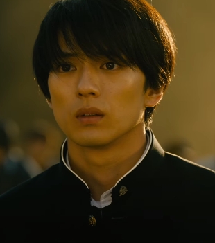 新田真剣佑　整形　顔変わった