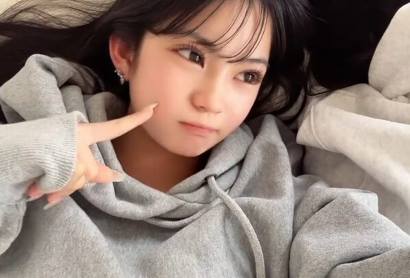 倉八音羽 整形