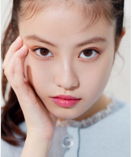 今田美桜　目がおかしい