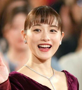 石原さとみ　歯並び