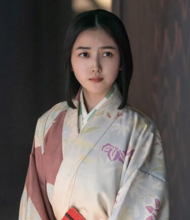 久保史緒里　整形　顔変わった