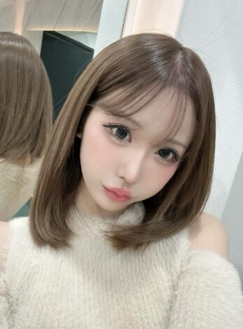 伊藤桃々　顔変わった　整形