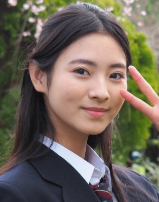 MEOVV田中杏奈　顔変わった　整形
