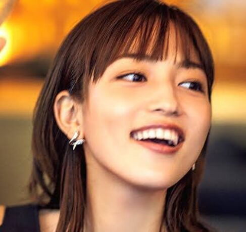 川口春奈　顔デカイ