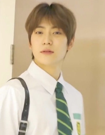 NCTジェヒョン 整形 顔変わった NCTジェヒョン 整形 顔変わった