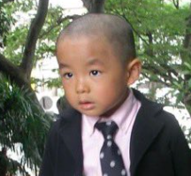 NCTユウシ　顔変わった　整形